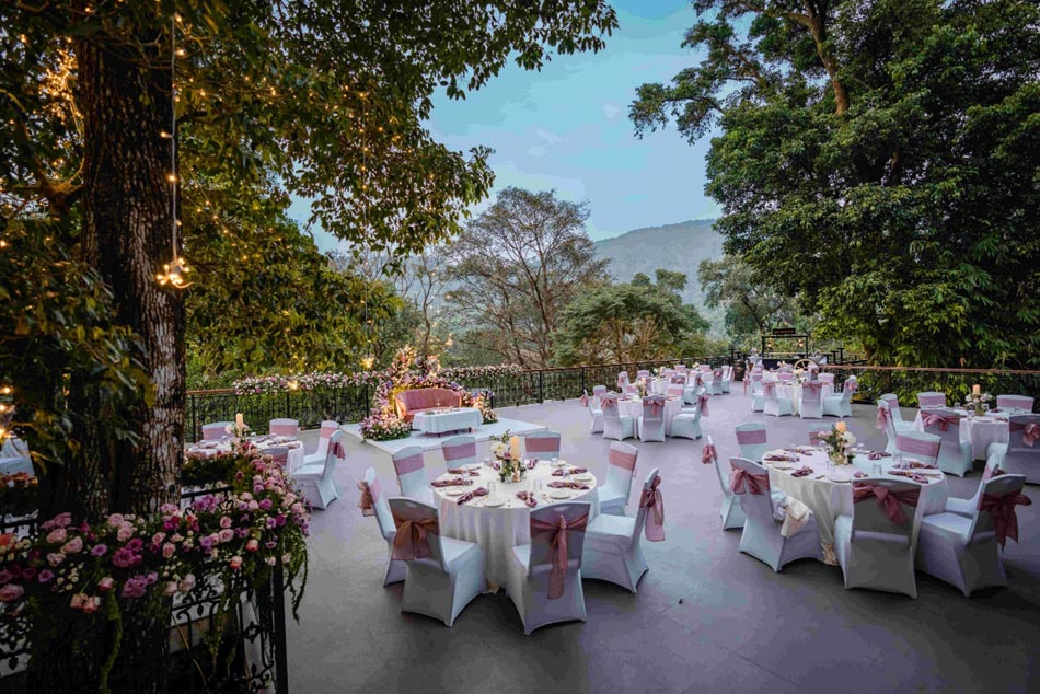 This luxurious resort tucked in the wilderness of Coorg makes for an idyllic wedding destination: